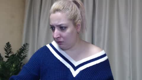 Snapshot of ohsweetiren chatting on 01/23/25, 07:32 Iren online show from 01/23/25, 07:32