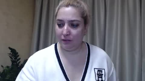 Snapshot of ohsweetiren chatting on 03/04/25, 07:08 Iren online show from 03/04/25, 07:08