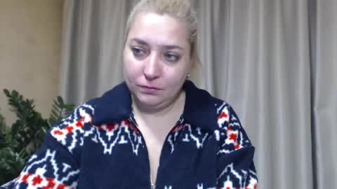 Snapshot of ohsweetiren chatting on 12/16/25, 06:07 Iren online show from 12/16/25, 06:07