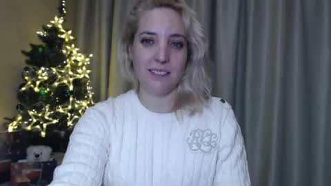 Mari online show from 01/01/25, 09:31