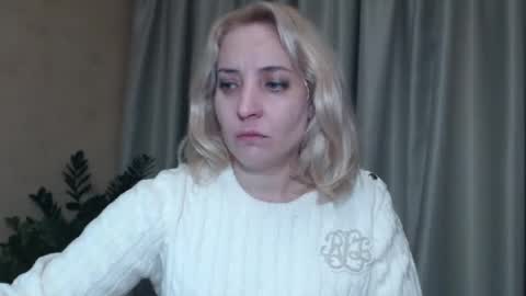 Mari online show from 01/09/25, 06:36