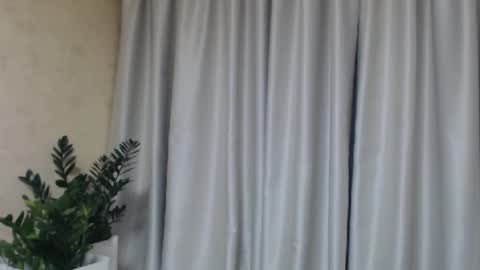 Mari online show from 02/12/25, 06:40