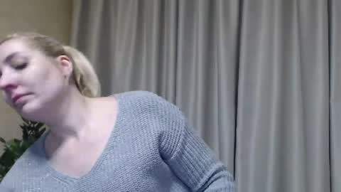 Mari online show from 02/22/25, 06:52