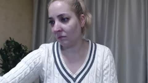 Mari online show from 02/21/26, 12:06