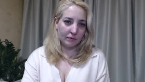 Mari online show from 05/15/26, 06:48