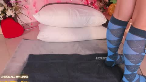 ohyesly_ online show from 02/25/26, 10:14