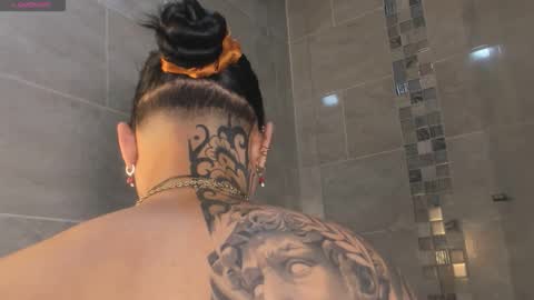 ohyesly_ online show from 03/08/26, 08:18