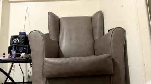 oiljames167 online show from 02/01/26, 12:42