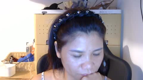 Snapshot of oinjer09 chatting on 06/07/26, 05:49 oinjer09 online show from 06/07/26, 05:49