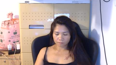 Snapshot of oinjer09 chatting on 06/13/26, 08:45 oinjer09 online show from 06/13/26, 08:45