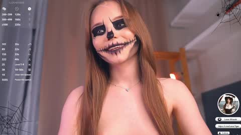 Snapshot of oke_doke chatting on 10/31/25, 07:59 Henrietta or Rita online show from 10/31/25, 07:59