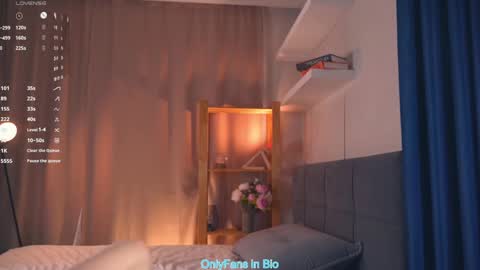 Snapshot of oke_doke chatting on 11/27/25, 06:54 Henrietta or Rita online show from 11/27/25, 06:54