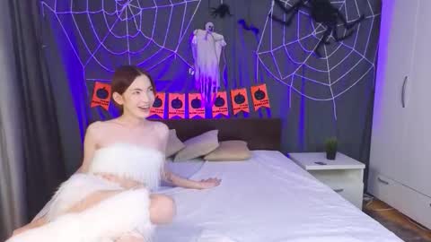 Ami online show from 10/31/25, 11:44