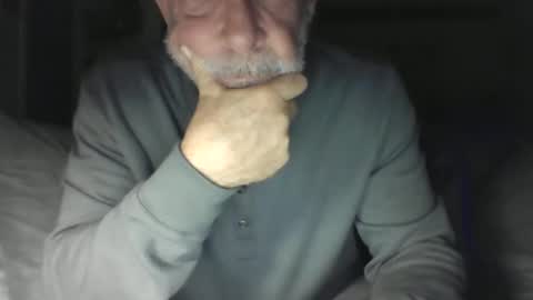 Snapshot of old_bald63 chatting on 12/27/24, 09:17 old_bald63 online show from 12/27/24, 09:17