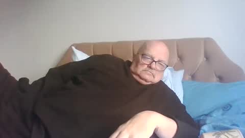 Snapshot of old_fkr chatting on 12/02/24, 02:30 old_fkr online show from 12/02/24, 02:30