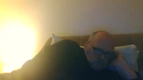 Snapshot of old_fkr chatting on 12/10/24, 06:06 old_fkr online show from 12/10/24, 06:06