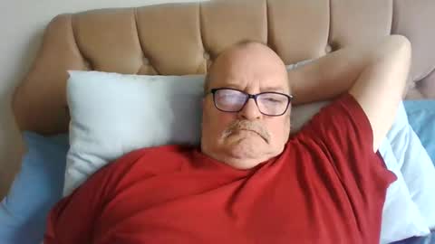 Snapshot of old_fkr chatting on 12/31/24, 09:42 old_fkr online show from 12/31/24, 09:42