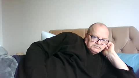 Snapshot of old_fkr chatting on 12/31/24, 01:41 old_fkr online show from 12/31/24, 01:41