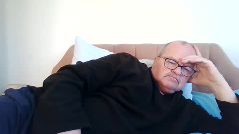 Snapshot of old_fkr chatting on 01/03/25, 10:52 old_fkr online show from 01/03/25, 10:52