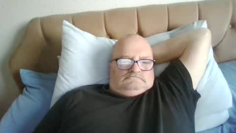 Snapshot of old_fkr chatting on 01/12/25, 08:25 old_fkr online show from 01/12/25, 08:25