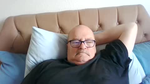 Snapshot of old_fkr chatting on 01/14/25, 09:24 old_fkr online show from 01/14/25, 09:24