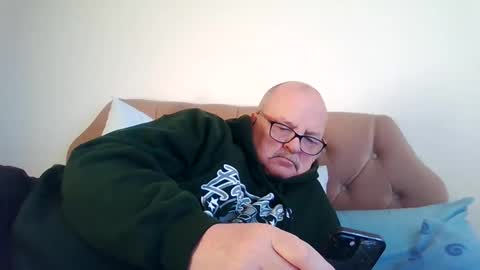 Snapshot of old_fkr chatting on 01/14/25, 12:24 old_fkr online show from 01/14/25, 12:24