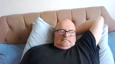 Snapshot of old_fkr chatting on 01/15/25, 09:13 old_fkr online show from 01/15/25, 09:13