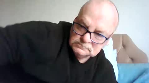 Snapshot of old_fkr chatting on 01/22/25, 09:46 old_fkr online show from 01/22/25, 09:46