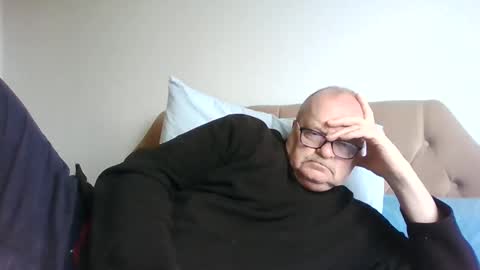 Snapshot of old_fkr chatting on 02/07/25, 09:16 old_fkr online show from 02/07/25, 09:16