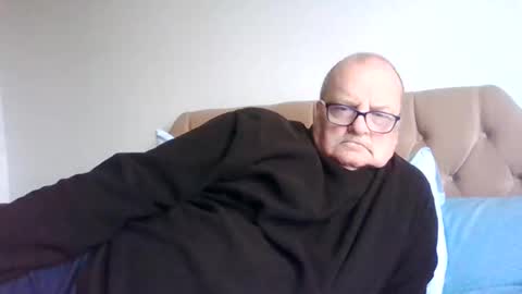 Snapshot of old_fkr chatting on 02/09/25, 12:52 old_fkr online show from 02/09/25, 12:52