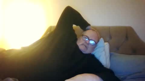 Snapshot of old_fkr chatting on 02/21/25, 12:05 old_fkr online show from 02/21/25, 12:05