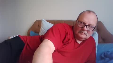 Snapshot of old_fkr chatting on 03/01/25, 12:56 old_fkr online show from 03/01/25, 12:56