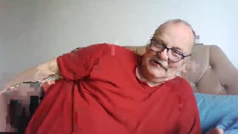 Snapshot of old_fkr chatting on 03/02/25, 10:14 old_fkr online show from 03/02/25, 10:14