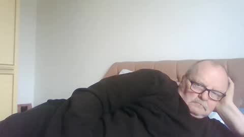 old_fkr online show from 04/01/26, 08:37