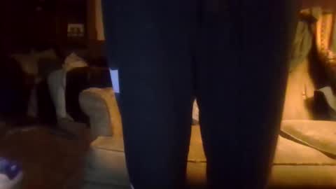 Snapshot of oldancer1959 chatting on 11/20/25, 01:17 oldancer1959 online show from 11/20/25, 01:17