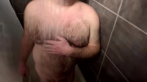 Snapshot of oldbones2 chatting on 12/15/25, 12:37 oldbones2 online show from 12/15/25, 12:37