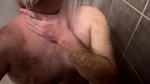 Snapshot of oldbones2 chatting on 03/08/26, 01:14 oldbones2 online show from 03/08/26, 01:14