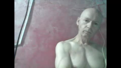 Snapshot of oldbuthorny62 chatting on 05/18/26, 12:51 oldbuthorny62 online show from 05/18/26, 12:51