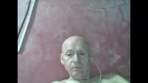 Snapshot of oldbuthorny62 chatting on 05/30/26, 02:19 oldbuthorny62 online show from 05/30/26, 02:19