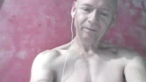 Snapshot of oldbuthorny62 chatting on 07/14/26, 02:05 oldbuthorny62 online show from 07/14/26, 02:05