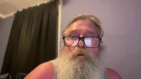 olderguyplayin online show from 07/28/26, 03:35