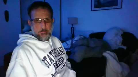 oldguyforu online show from 12/18/25, 08:20