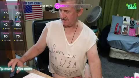 Snapshot of oldnewfun chatting on 07/08/26, 10:47 oldnewfun online show from 07/08/26, 10:47