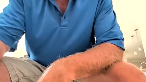 Snapshot of oldsubman chatting on 11/20/25, 05:56 oldsubman online show from 11/20/25, 05:56