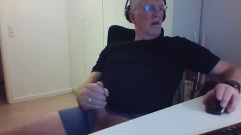 oldth online show from 03/01/25, 10:21