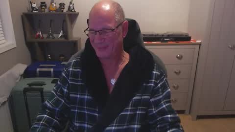 oldveteranuk online show from 09/19/25, 04:25