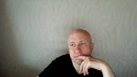Snapshot of oleg365 chatting on 05/16/26, 06:54 figaro online show from 05/16/26, 06:54