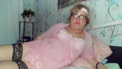 Olesya online show from 05/06/26, 10:37