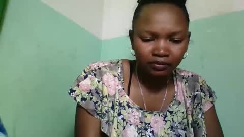 Snapshot of olgaaldy chatting on 10/12/25, 08:46 olgaaldy online show from 10/12/25, 08:46