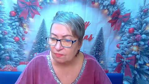 Snapshot of olgaluck chatting on 12/18/25, 06:41 OlgaLuck online show from 12/18/25, 06:41